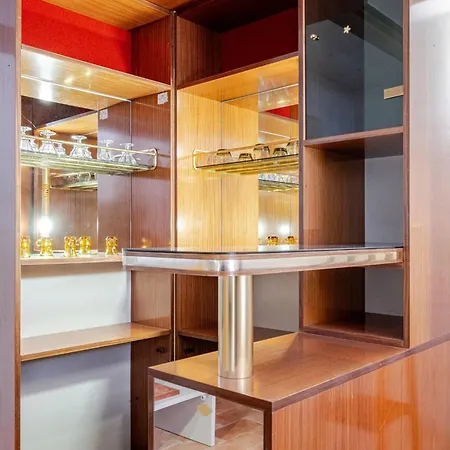 Art Of Living, Elegante Casa Nel Centro Storico Apartment L'Aquila