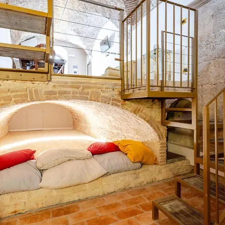 Art Of Living, Elegante Casa Nel Centro Storico 拉奎拉